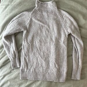L.L. Bean Women's Light Gray Turtleneck Sweater